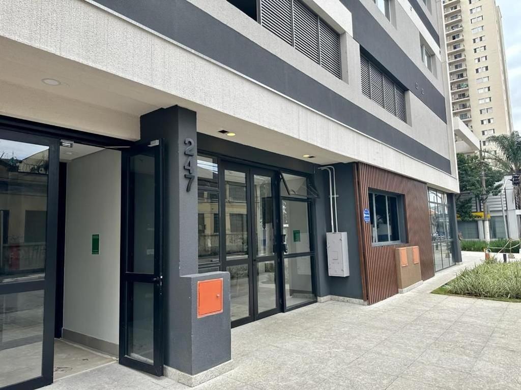 Apartamento Exuberante No Metro Belem/com Ar *